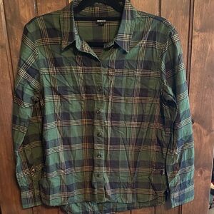 Patagonia Forest Green and Black Checkered Button-Down Shirt